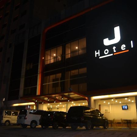 J Hotel Medan Extérieur photo