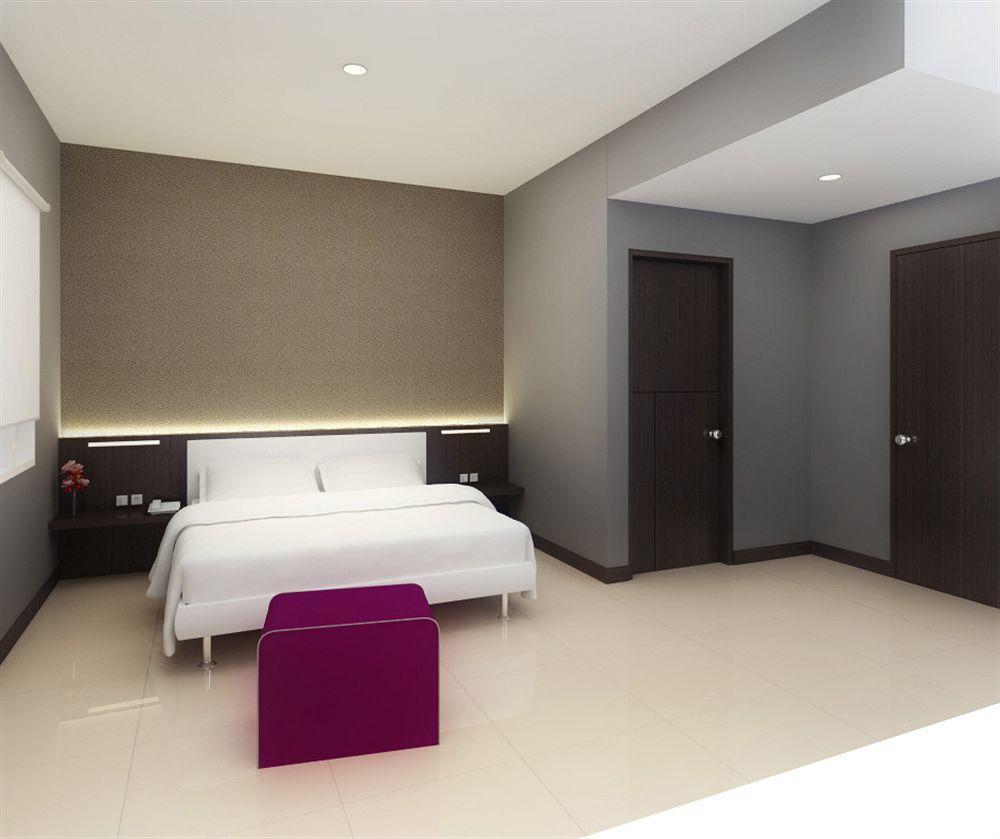 J Hotel Medan Extérieur photo