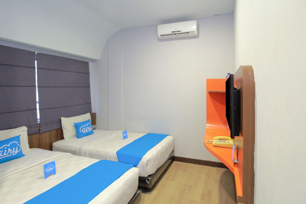 J Hotel Medan Extérieur photo