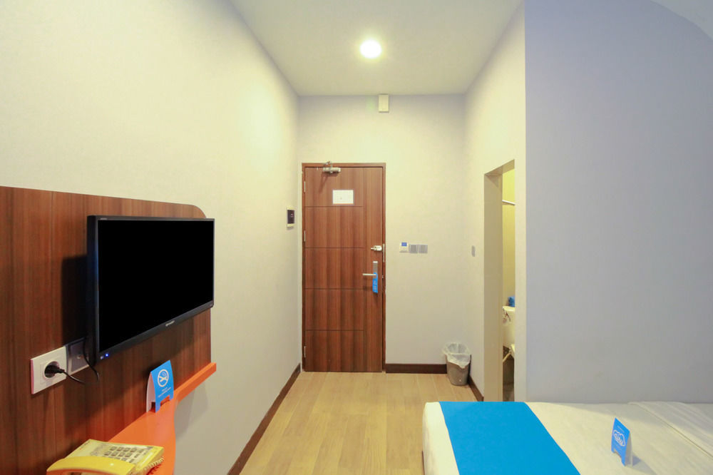 J Hotel Medan Extérieur photo