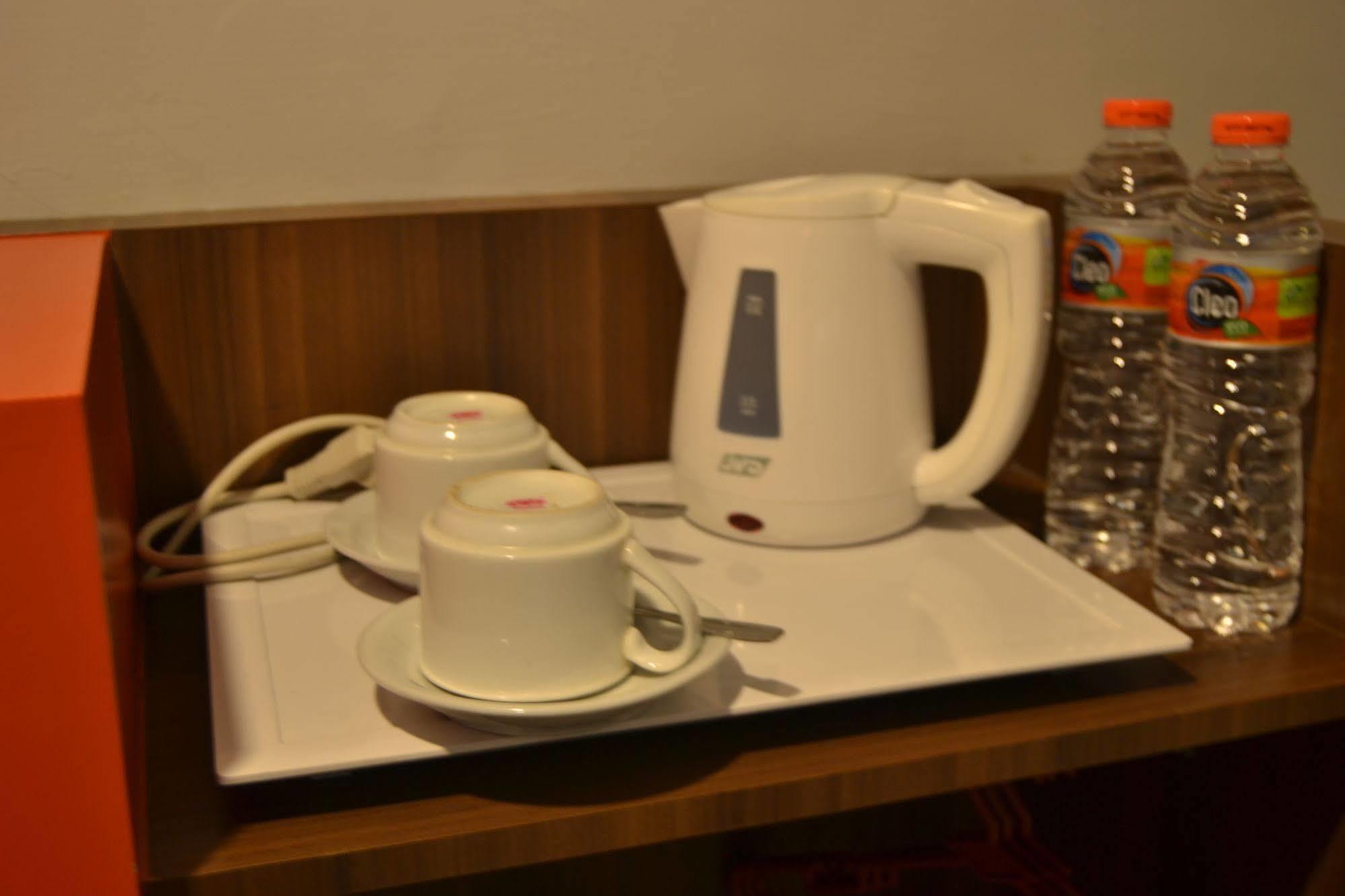 J Hotel Medan Extérieur photo